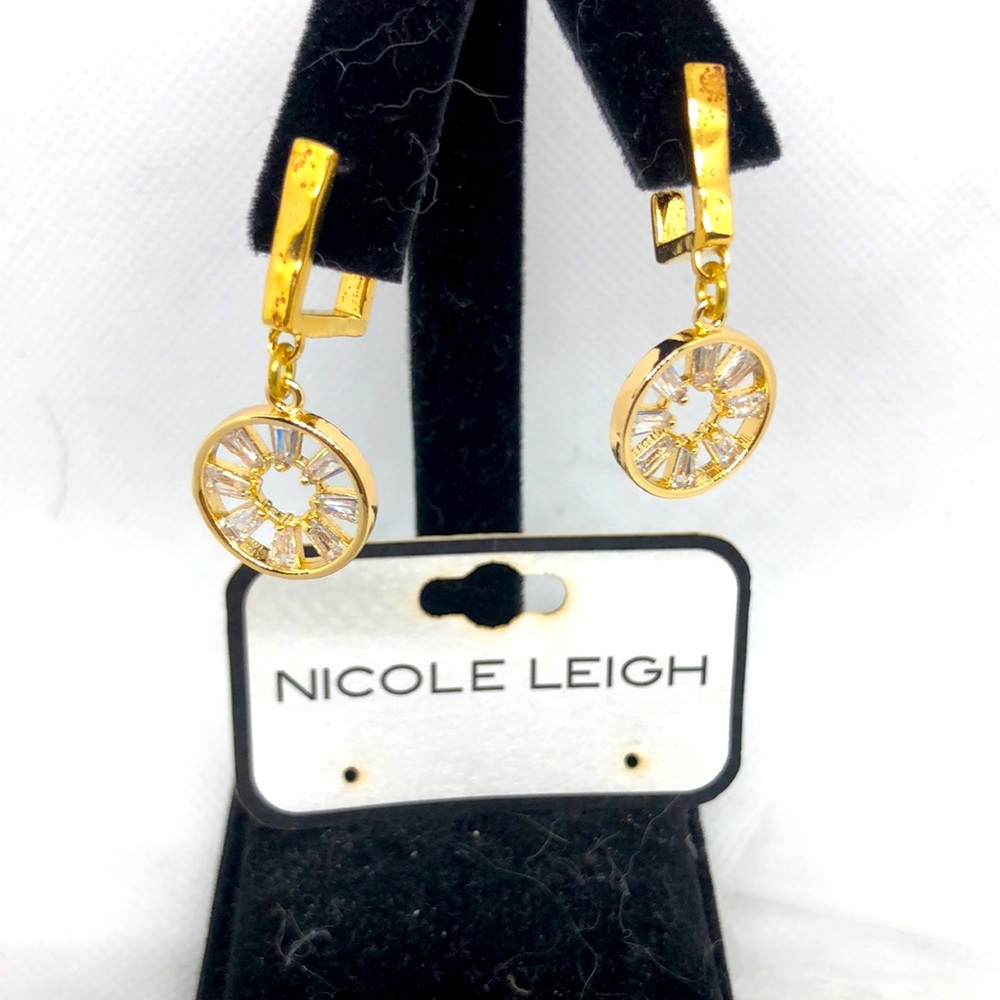 NWT NICOLE LEIGH Marleys Gold Earrings